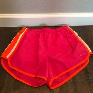 Nike tempo short. Size XS.